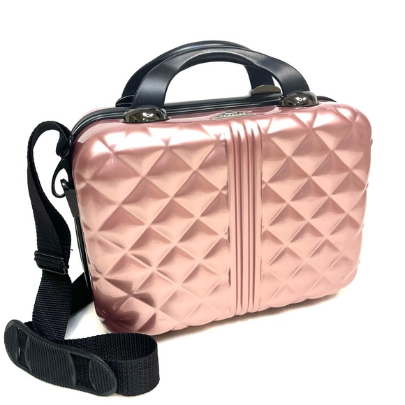 Triforce Luggage Bags Triforce Luggage Hardside Beauty Case Poshmark